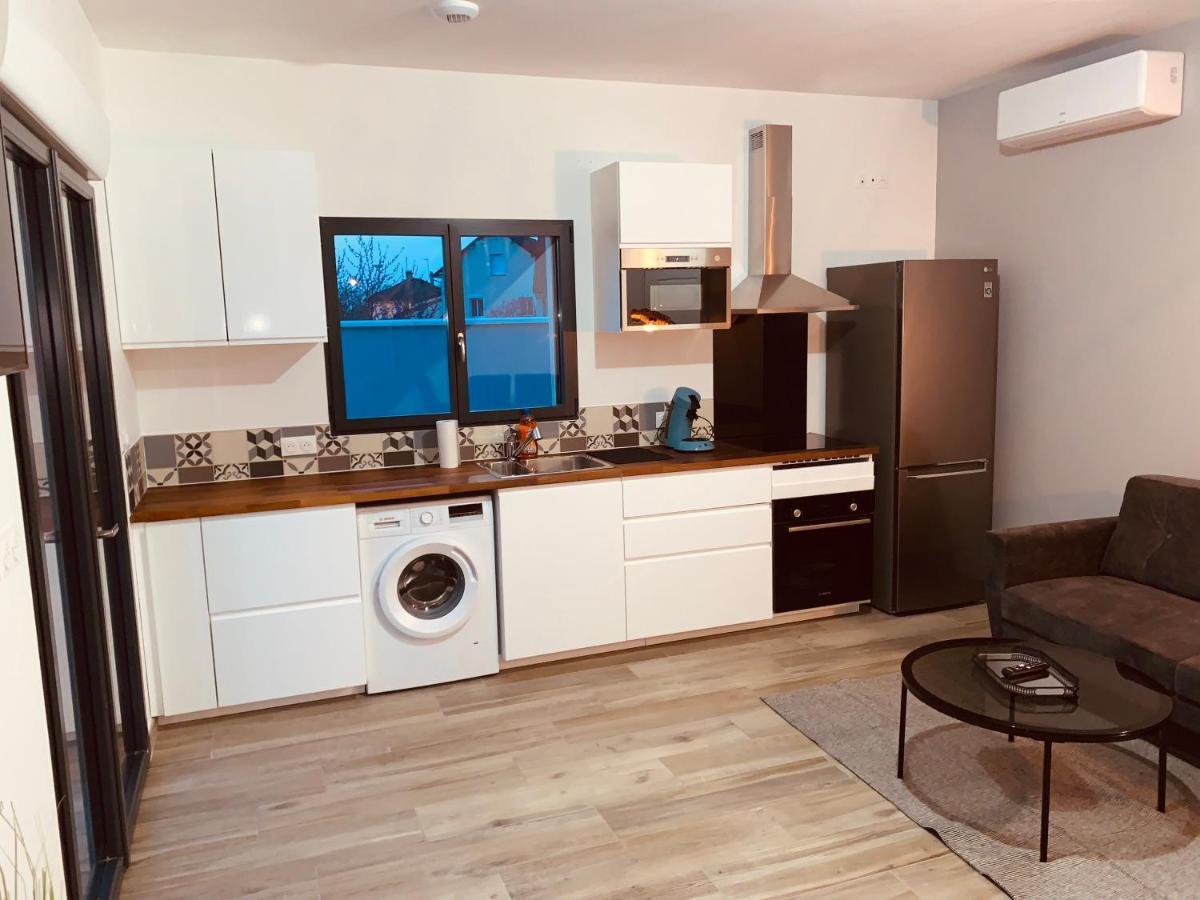Apartament Bella Vista, Parking Gratuit, 5 Min Auxerre Monéteau Zewnętrze zdjęcie