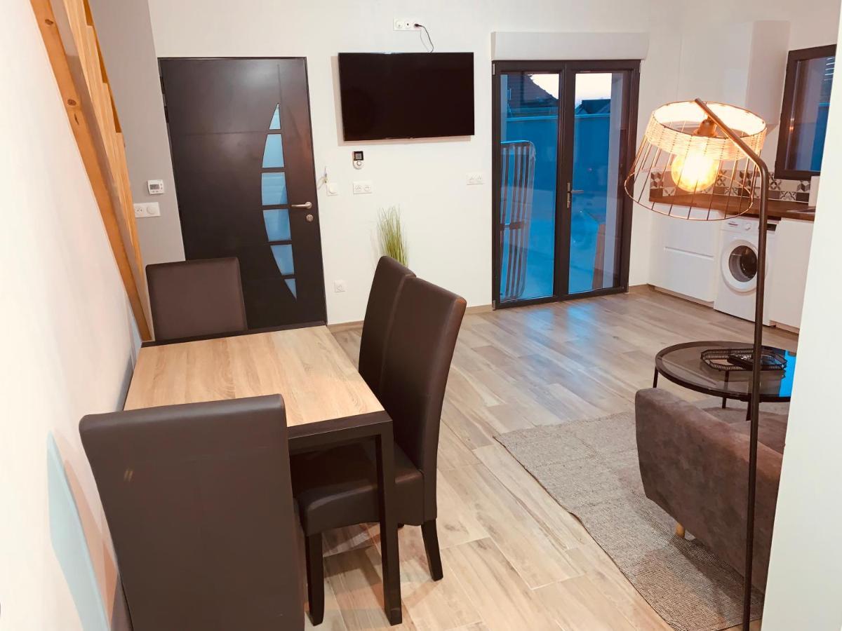 Apartament Bella Vista, Parking Gratuit, 5 Min Auxerre Monéteau Zewnętrze zdjęcie